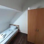 2-rent Group Rooms&apartments Eve168