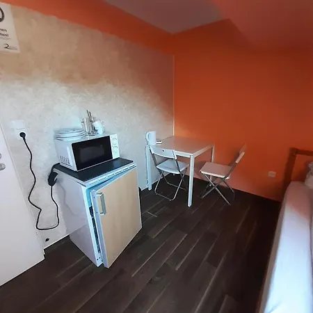 Hostel Budget Allach & Eve 168 München