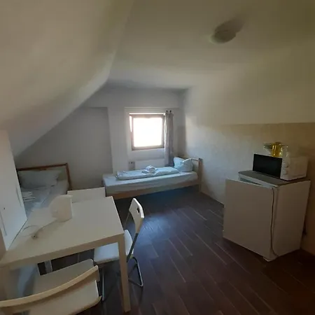 Budget Allach & Eve 168 München