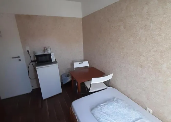 2-rent Group Rooms&apartments Eve168 * Munique