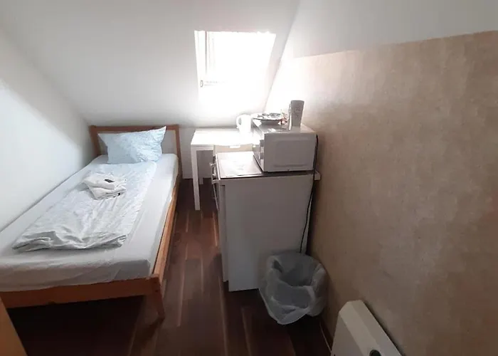 2-rent Group Rooms&apartments Eve168 Albergue Munique