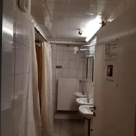 2-rent Group Rooms&apartments Eve168
