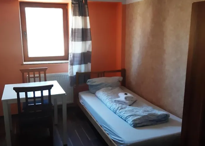 2-rent Group Rooms&apartments Eve168