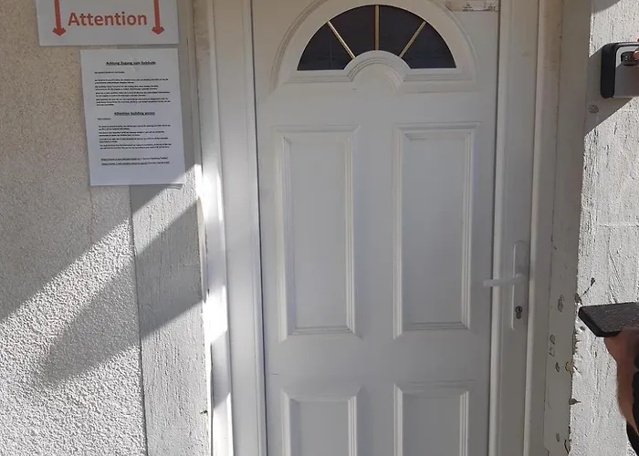 Hostel 2-rent Group Rooms&apartments Eve168 Monachium