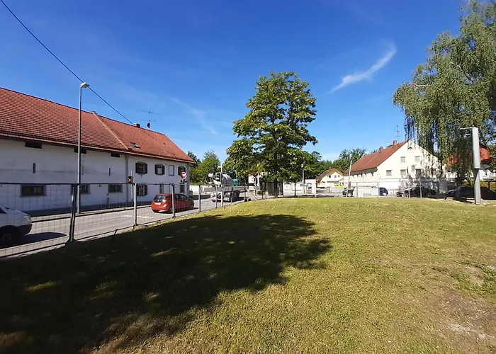 2-rent Group Rooms&apartments Eve168 *