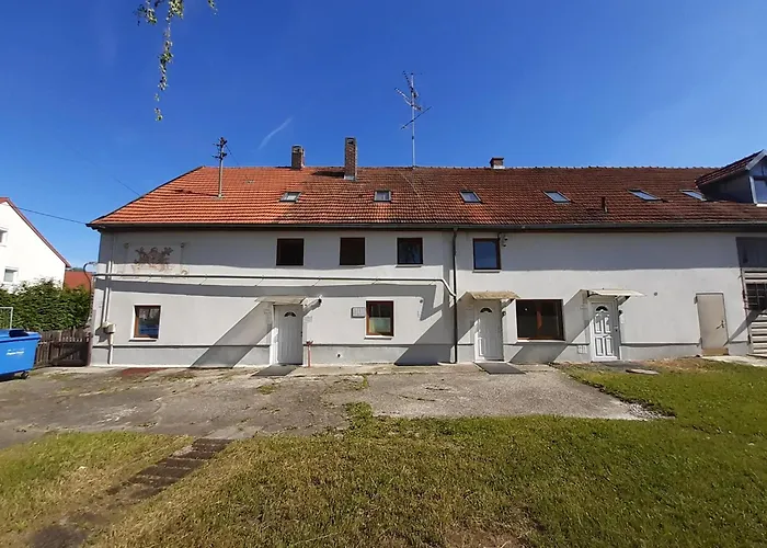 2-rent Group Rooms&apartments Eve168 * Münih