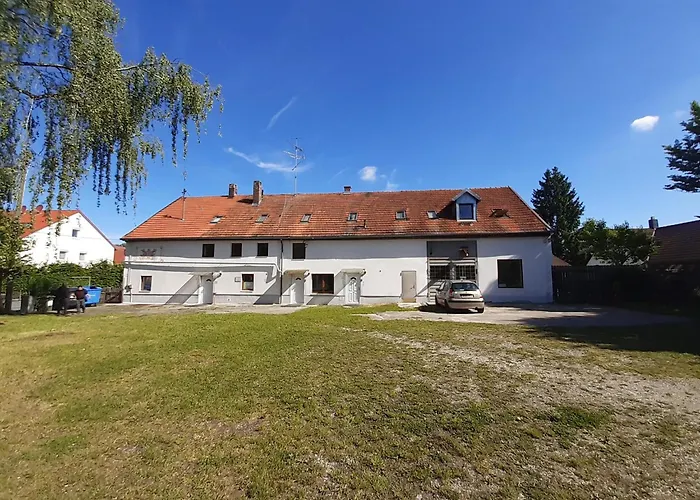 2-rent Group Rooms&apartments Eve168 Hostel Monachium