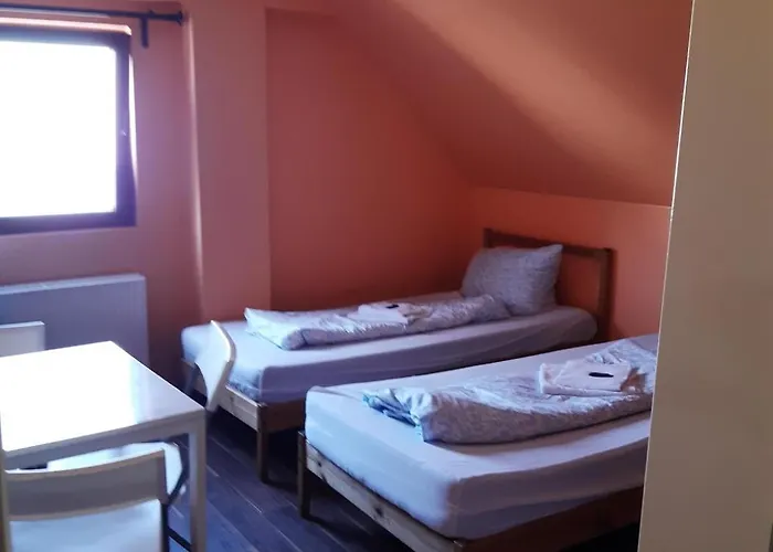 2-rent Group Rooms&apartments Eve168 * Münih