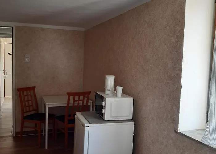 2-rent Group Rooms&apartments Eve168 Hostel