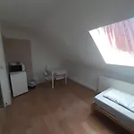 2-rent Group Rooms&apartments Eve168 * מינכן