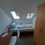 אכסניה 2-rent Group Rooms&apartments Eve168