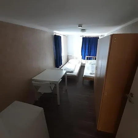 Hostel Budget Eversbuschstr 168