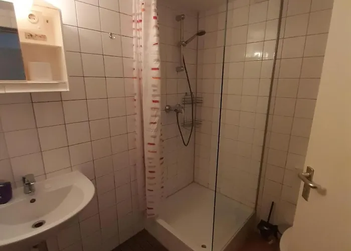 بيت شباب 2-rent Group Rooms&apartments Eve168