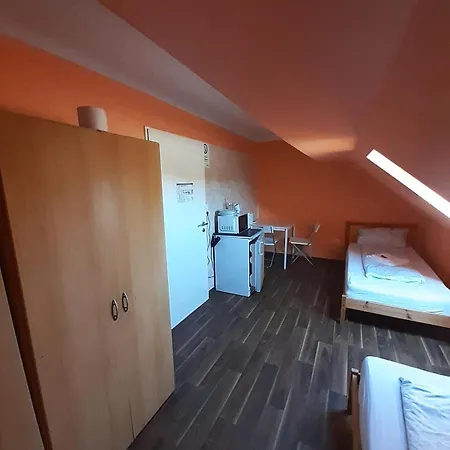 Auberge de jeunesse 2-rent Group Rooms&apartments Eve168 Munich