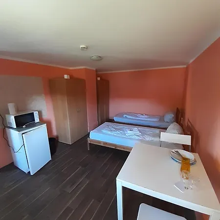 2-rent Group Rooms&apartments Eve168 Auberge de jeunesse Munich