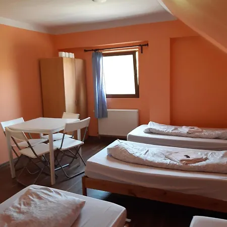 2-rent Group Rooms&apartments Eve168 Hostel Μόναχο