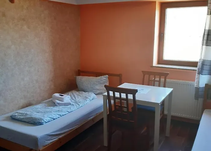 2-rent Group Rooms&apartments Eve168